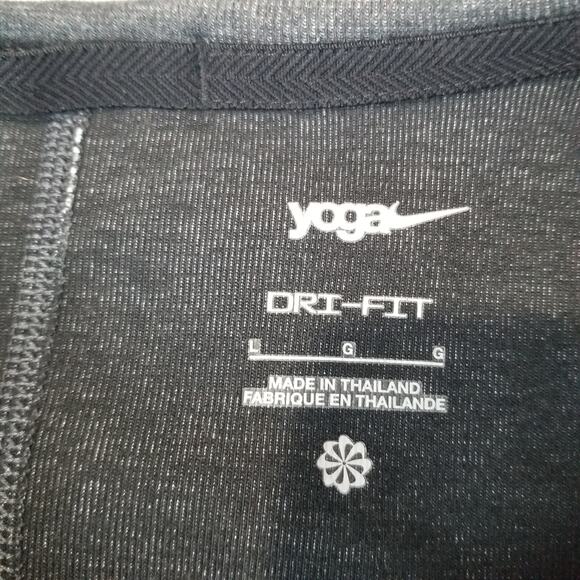 Nike Yoga Dri-FIT Men's 1/2-Zip Training Crew DD2186-010 Dark Grey Size L - Picture 5 of 11